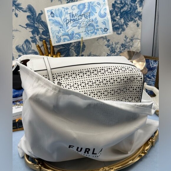 🆕 FURLA 🧿 NWOT Constanza Laser Cut Leather Drawstring Bucket Bag, Chalk - Picture 16 of 16